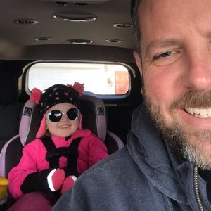 Meet your Posher, Dennis